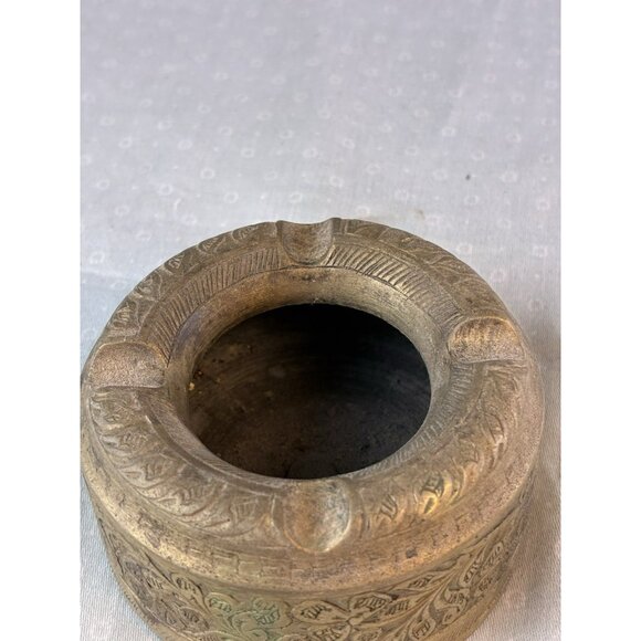 VTG Hand Etched Brass Ashtray Floral Pattern India Boho Decor Trinket Dish - Picture 3 of 7